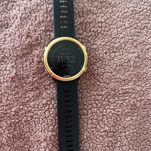 Garmin 645 with music